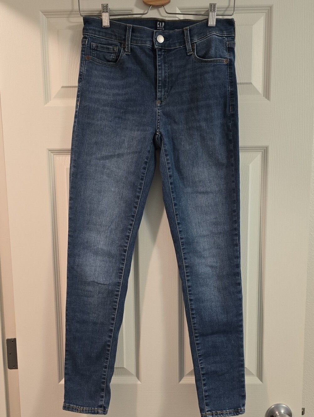 GAP Women's Dark Wash Skinny Jeans - Indigo Blue